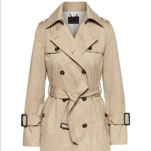 Banana Republic petite classic trench coat 🧥